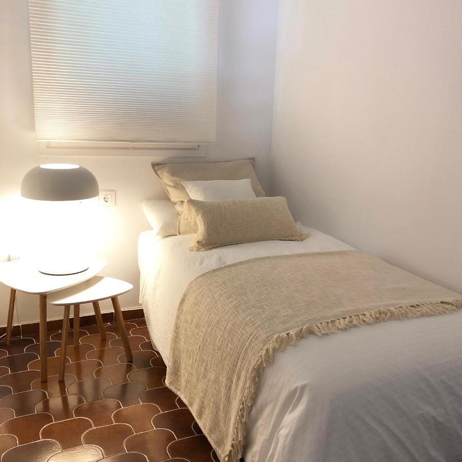 Casa Blanca Beach Apartment Torredembarra Kültér fotó