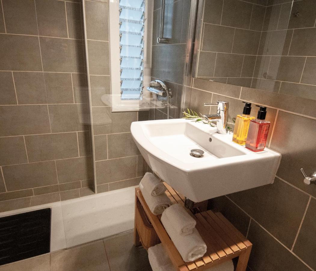 Casa Blanca Beach Apartment Torredembarra Kültér fotó